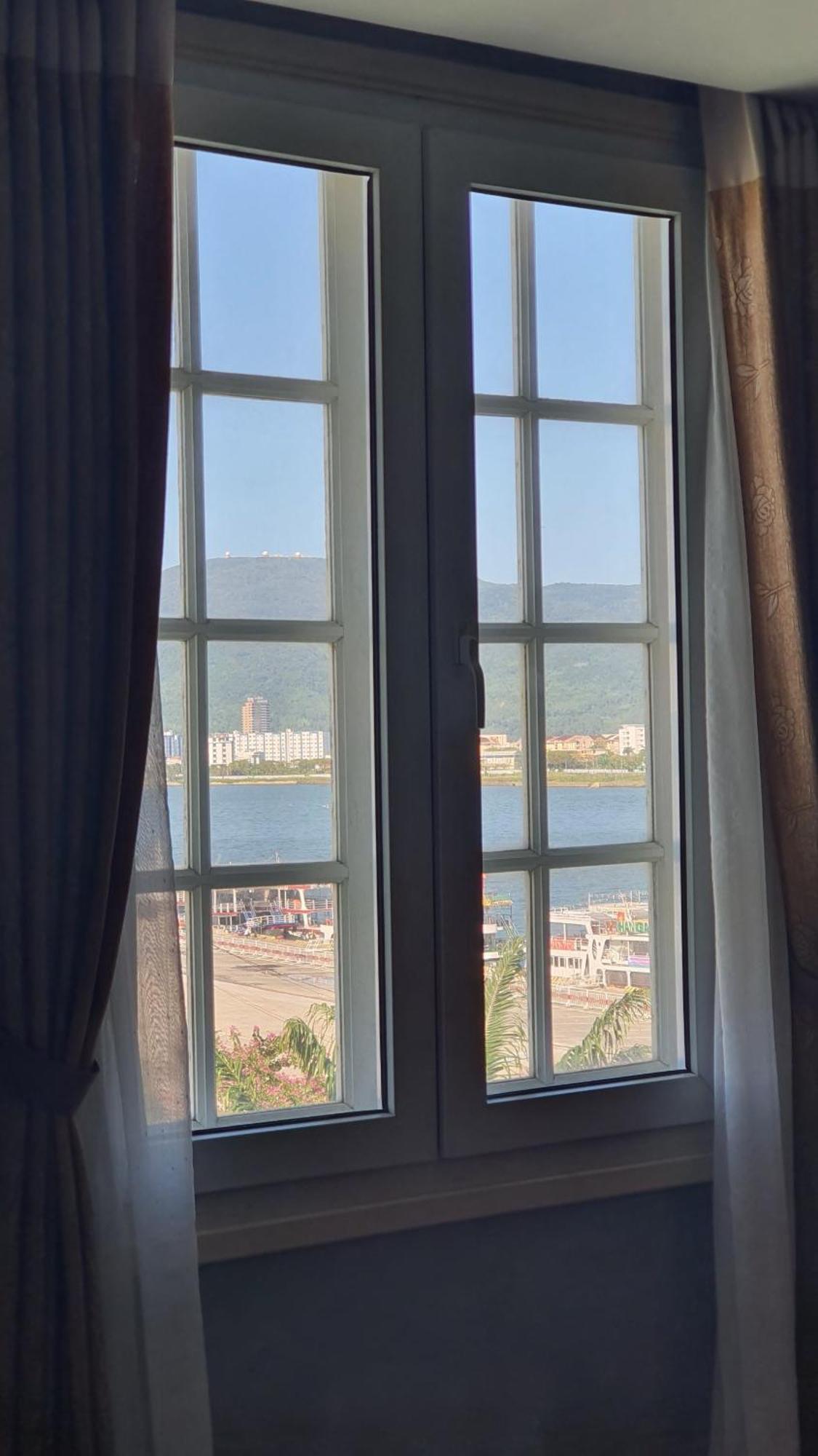 Kaka Hotel Han River Дананг Екстер'єр фото