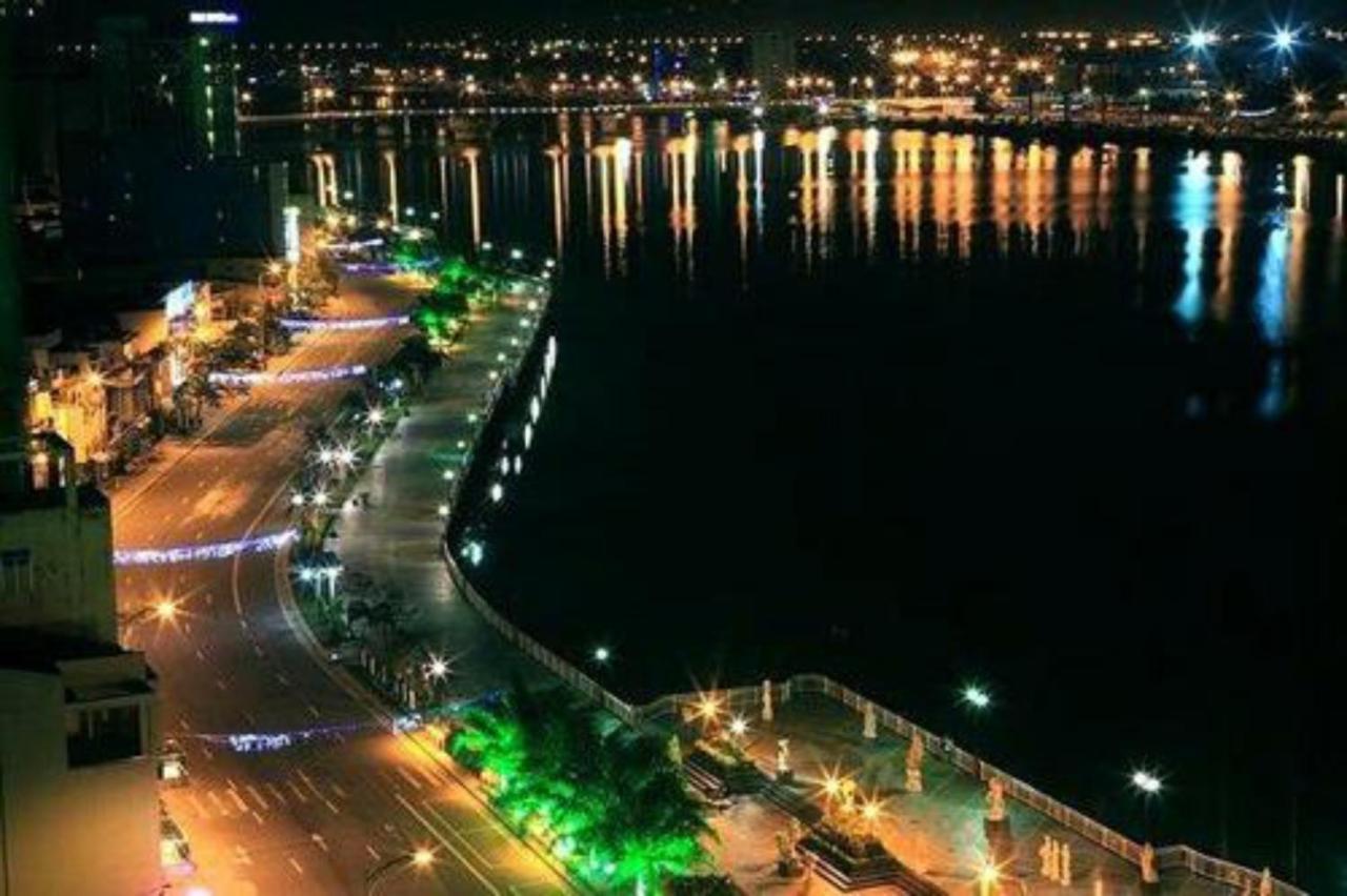 Kaka Hotel Han River Дананг Екстер'єр фото